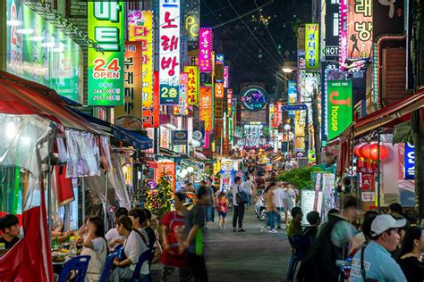 부산 남포동, 바다와 도시의 경계에서 펼쳐지는 이야기